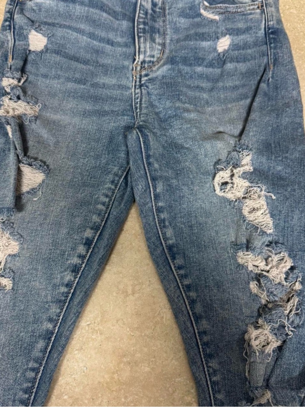 American Eagle Outfitters Distressed Blue Skinny Jeans